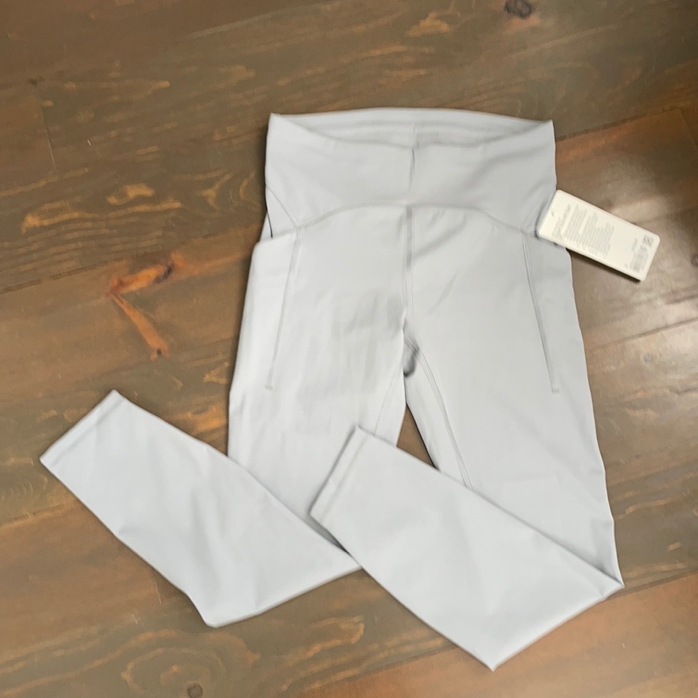 NWT Lululemon Power Thru HR Tight 25”